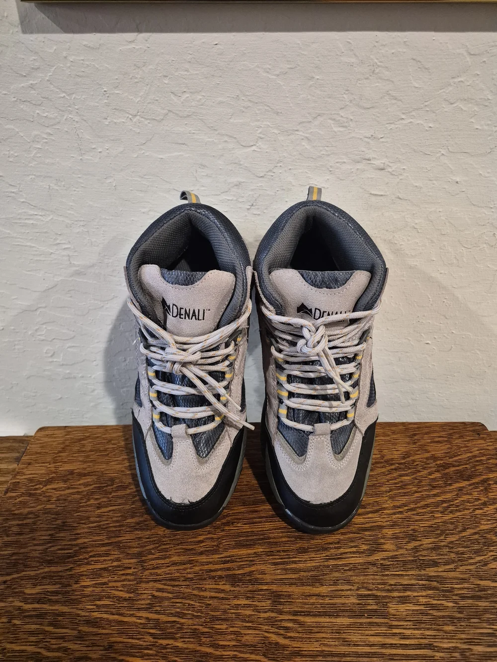 Denali Clearwater Athletic Trailing/Hiking Boots Women's Size 9